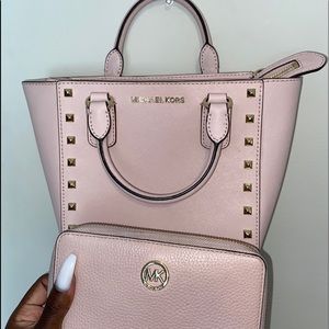 Michael Kors purse and wallet